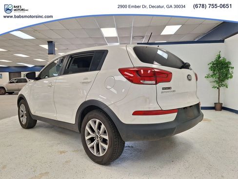 Used 2016 Kia Sportage LX FWD image 10