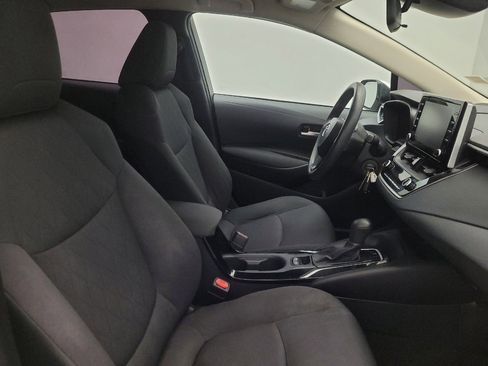 Used 2021 Toyota Corolla LE FWD image 21