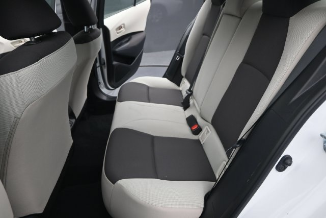 Used 2024 Toyota Corolla LE FWD image 11