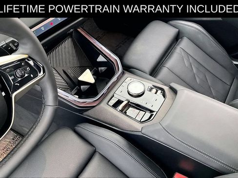 Used 2025 BMW X3 xDrive30i w/ Premium Package AWD/4WD image 17