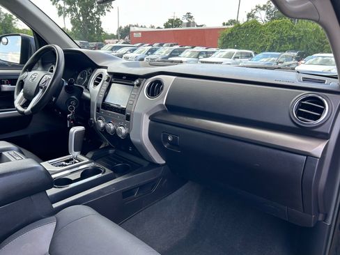 Used 2014 Toyota Tundra SR5 AWD/4WD image 15