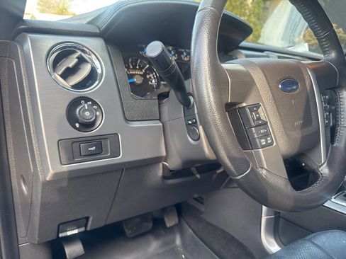 Used 2014 Ford F150 Limited image 18