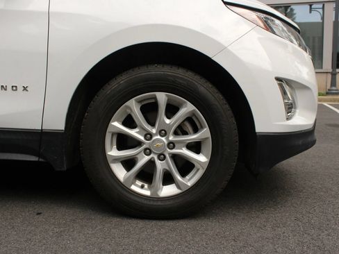 Used 2019 Chevrolet Equinox LT AWD/4WD image 4