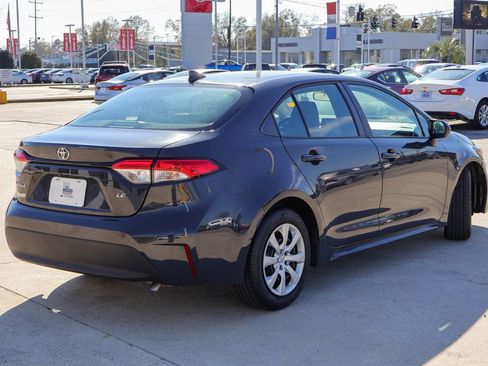 Used 2024 Toyota Corolla LE image 19
