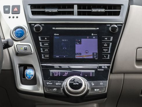 Used 2015 Toyota Prius V Three image 14