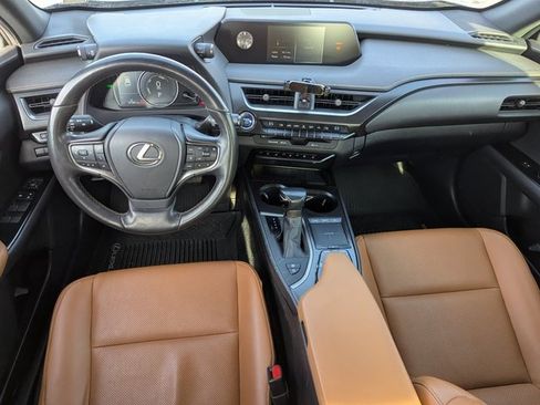 Used 2021 Lexus UX 250h w/ Premium Package image 27