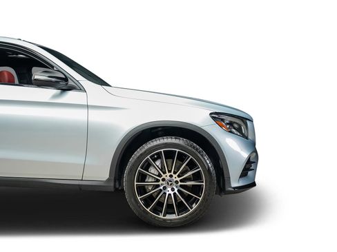 Used 2018 Mercedes-Benz GLC 300 4MATIC Coupe image 30