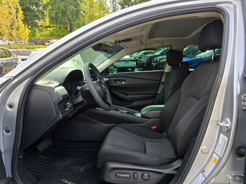 Used 2024 Honda Accord EX image 17