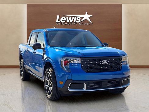 New 2025 Ford Maverick Lariat w/ 4K Tow Package image 6