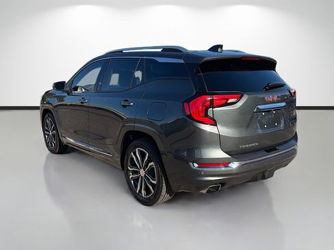 Used 2020 GMC Terrain Denali w/ Denali Premium Package image 5