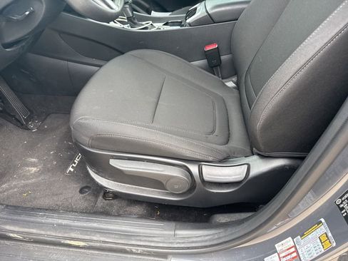 Used 2025 Hyundai Tucson SE FWD image 9