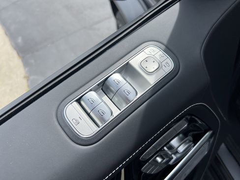 Certified 2025 Mercedes-Benz G 63 AMG 4MATIC image 15