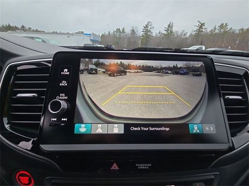 Used 2024 Honda Ridgeline Sport image 14