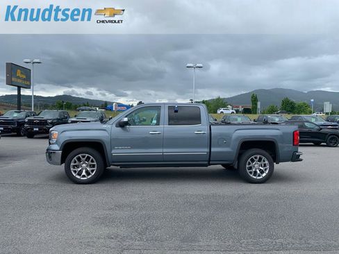 Used 2015 GMC Sierra 1500 SLT w/ SLT Crew Cab Value Package AWD/4WD image 4