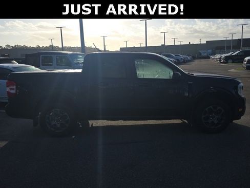 Used 2022 Ford Maverick XLT w/ XLT Luxury Package image 3