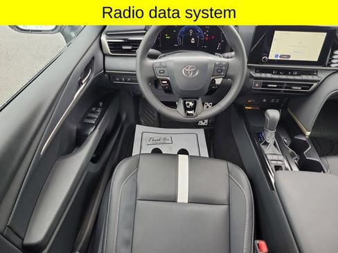 Used 2026 Toyota Camry SE FWD image 9