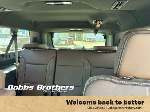 New 2026 Chevrolet Suburban High Country AWD/4WD image 35