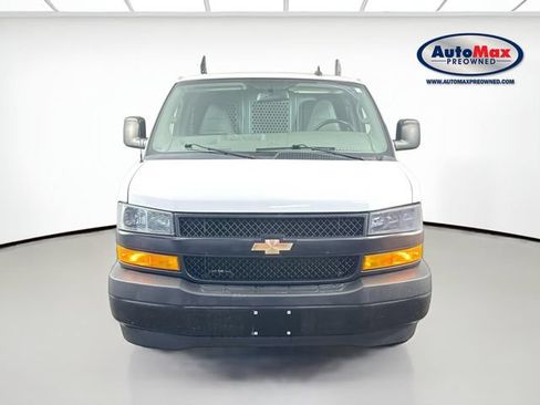 Used 2022 Chevrolet Express 2500 w/ Driver Convenience Package RWD image 6