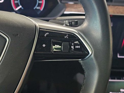 Used 2023 Audi e-tron Prestige w/ Prestige Package AWD/4WD image 24