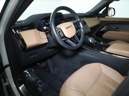 Certified 2024 Land Rover Range Rover Sport SE AWD/4WD image 16