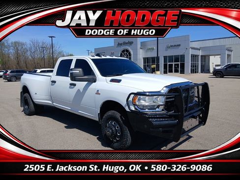 Used 2024 RAM 3500 Tradesman w/ Chrome Appearance Group image 1