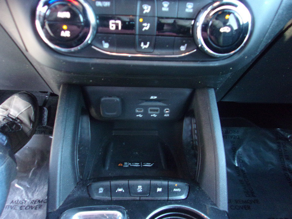 Used 2022 Chevrolet TrailBlazer ACTIV w/ Technology Package AWD/4WD image 16