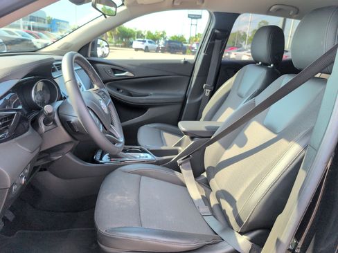 Used 2022 Buick Encore GX Select w/ Sport Touring Package FWD image 45