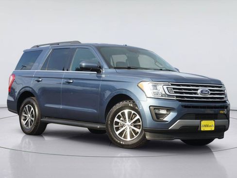 Used 2019 Ford Expedition XLT RWD image 2