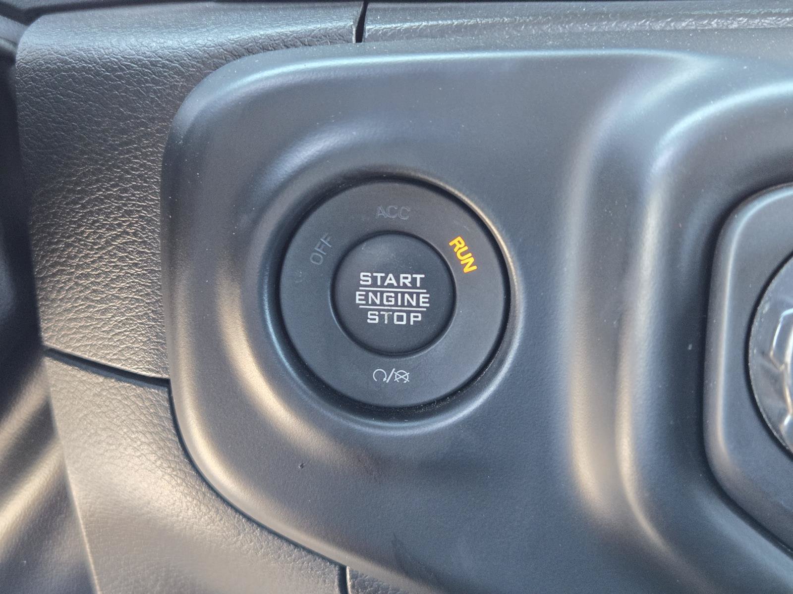 Used 2022 Jeep Wrangler Sport AWD/4WD image 12