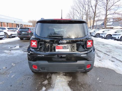 Used 2022 Jeep Renegade Latitude image 5