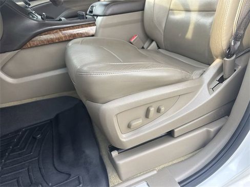 Used 2017 Chevrolet Tahoe Premier image 12