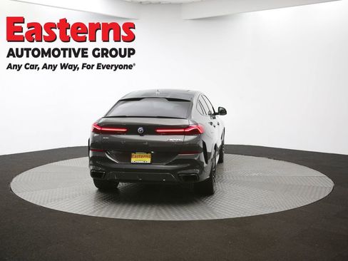 Used 2023 BMW X6 M50i w/ Executive Package image 39