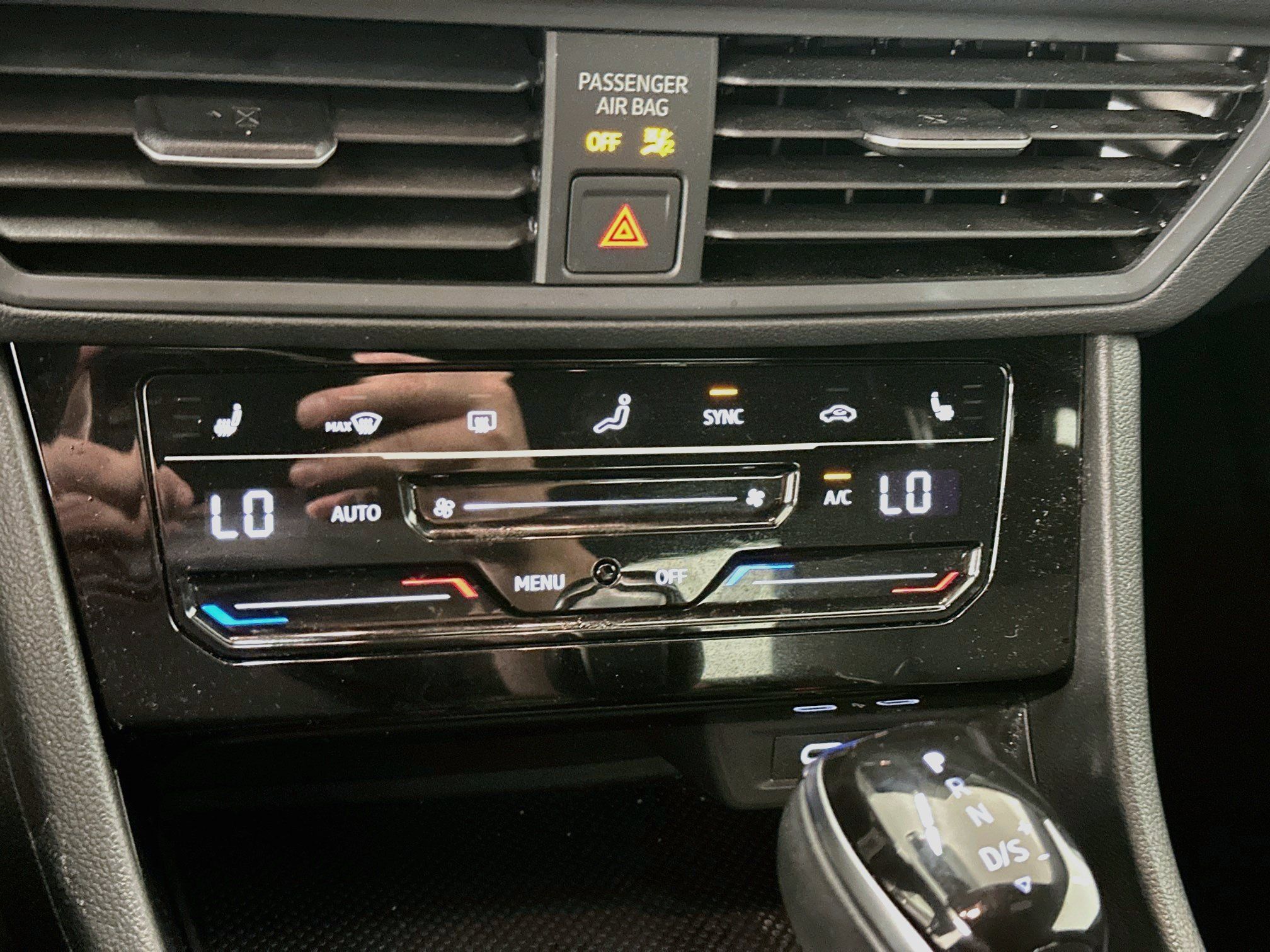Used 2025 Volkswagen Jetta Sport FWD image 23