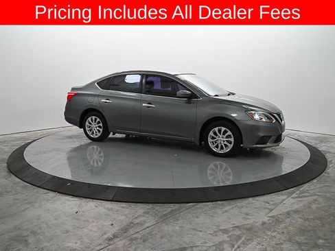 Used 2019 Nissan Sentra SV FWD image 4