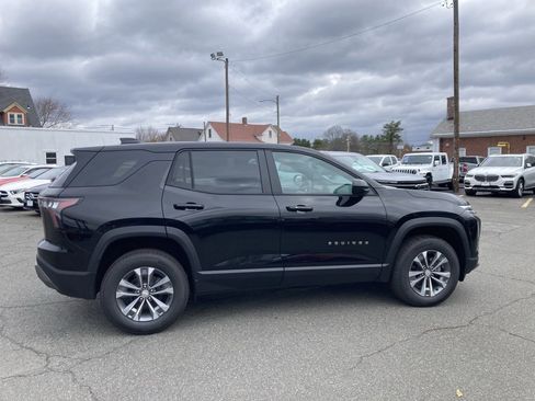 New 2026 Chevrolet Equinox LT w/ Convenience Package II image 8