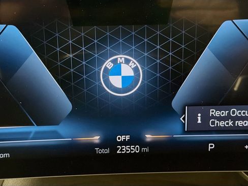Certified 2024 BMW 740i xDrive w/ Executive Package AWD/4WD image 14