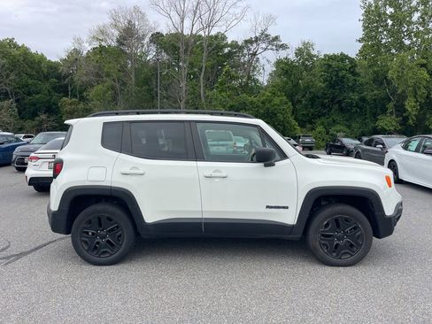 Used 2018 Jeep Renegade Sport w/ Power & Air Group AWD/4WD image 4