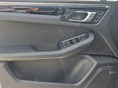 Used 2026 Porsche Macan S image 21