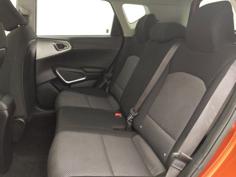 Used 2021 Kia Soul LX FWD image 18