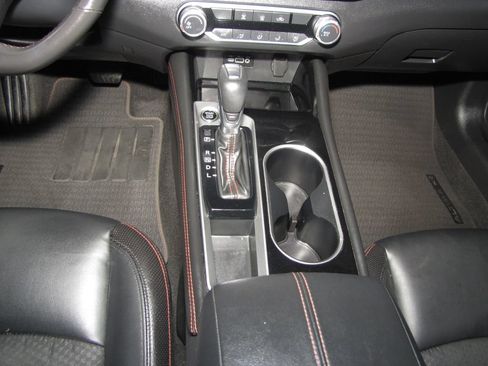 Used 2023 Nissan Altima 2.5 SR FWD image 15