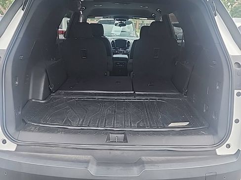 Used 2022 Chevrolet Traverse LT w/ LPO, Floor Liner Package AWD/4WD image 13