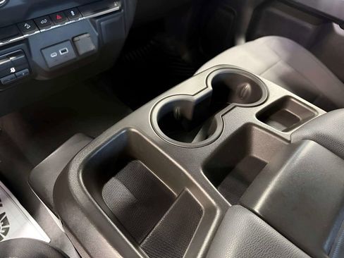Used 2021 Chevrolet Silverado 1500 Custom Trail Boss AWD/4WD image 29