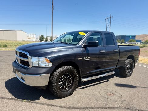 Used 2016 RAM 1500 Tradesman w/ Popular Equipment Group AWD/4WD image 1