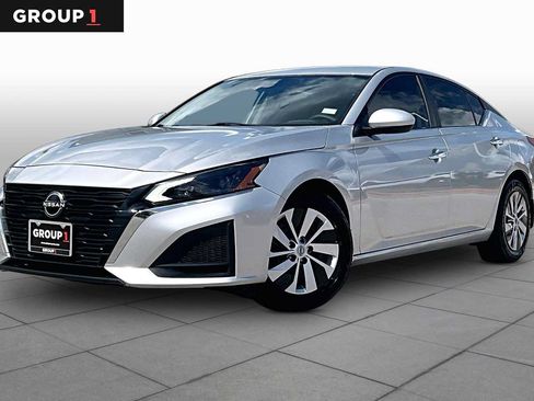 Used 2023 Nissan Altima 2.5 S FWD image 1