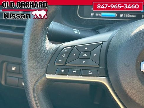 Used 2024 Nissan Leaf S image 27