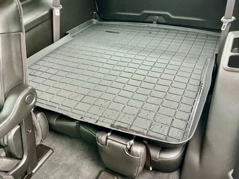 Used 2019 GMC Acadia SLT FWD image 28