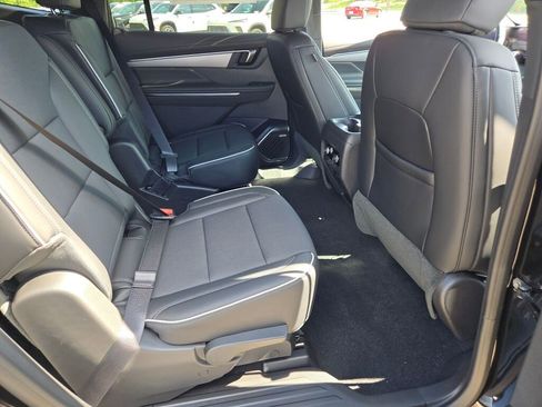 New 2026 Buick Enclave Preferred image 11