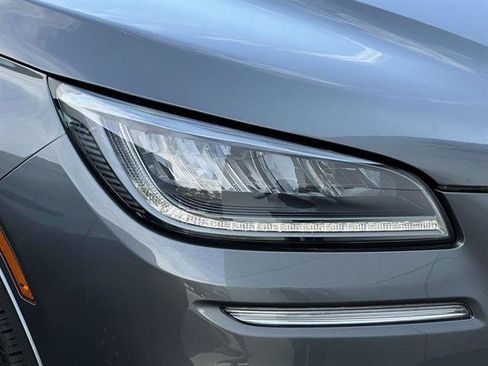Used 2022 Lincoln Corsair AWD w/ Equipment Group 101A image 8