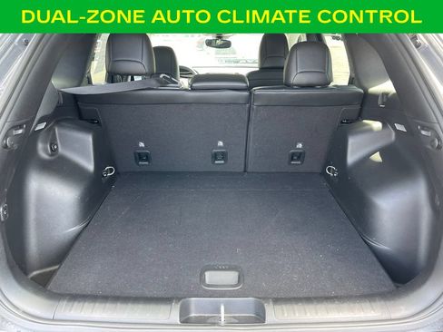 Used 2022 Jeep Cherokee Latitude Lux FWD image 13