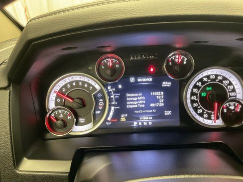 Used 2016 RAM 1500 Laramie w/ Convenience Group image 15